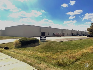 Plus de détails pour 8545-8587 Zionsville Rd, Indianapolis, IN - Local d'activités à louer