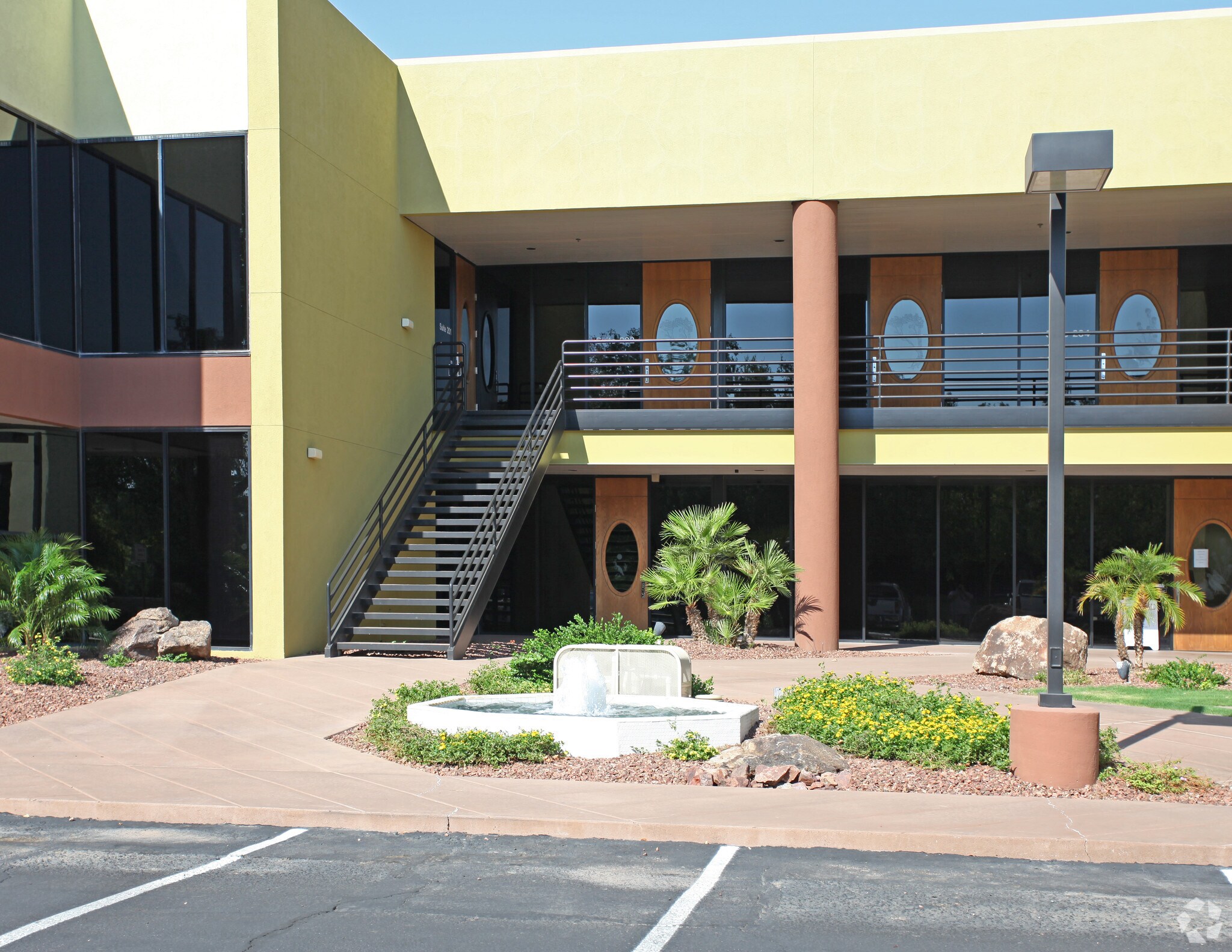 7585-7595 E Redfield Rd, Scottsdale, AZ à louer Photo principale– Image 1 sur 13