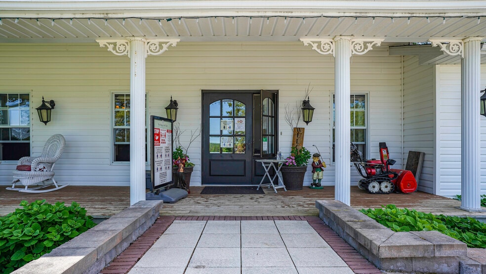 328 Sunny Ridge Rd, Sundridge, ON à vendre - Photo principale – Image 1 sur 58