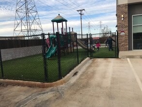 7251 Stoneway Dr N, Fort Worth, TX à louer Autre– Image 2 sur 6