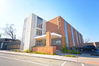Plus de détails pour 222 E Wisconsin Ave, Lake Forest, IL - Bureau, Bureau/Médical à louer
