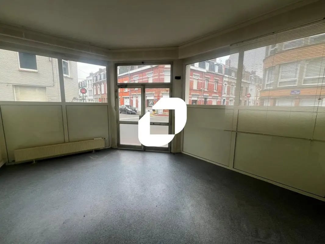 41 Rue Victor Hugo, Lens à louer Photo de l’immeuble– Image 1 sur 10