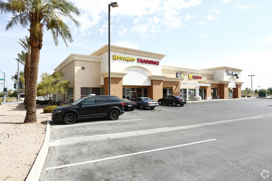 20-60 N Valle Verde Dr, Henderson, NV à louer - Photo principale – Image 1 sur 8