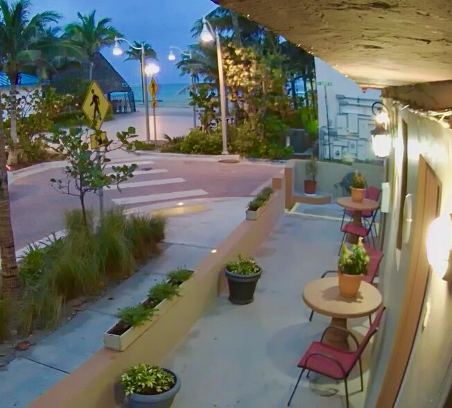 310 Michigan St, Hollywood, FL à vendre - Photo de l’immeuble – Image 2 sur 6