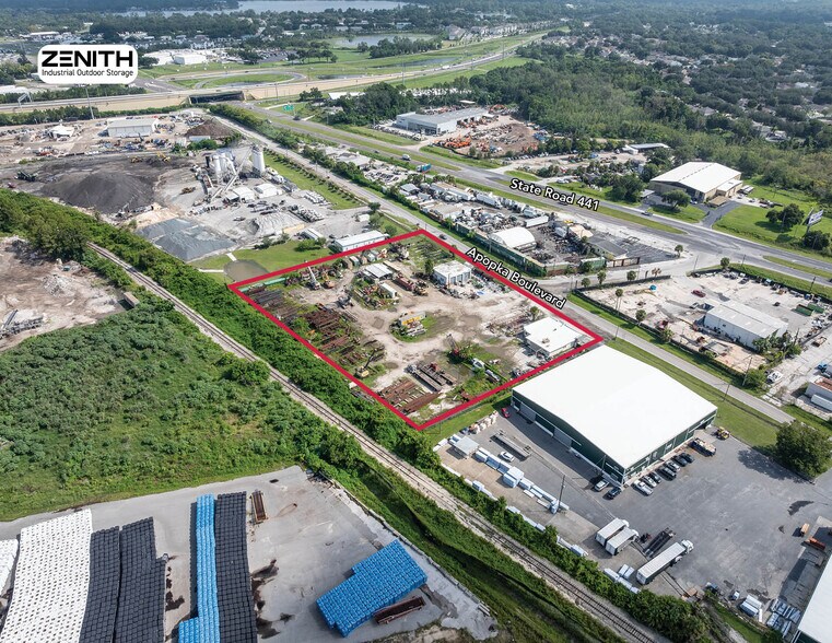 8008 Apopka Boulevard Blvd, Apopka, FL à louer - Photo de l’immeuble – Image 2 sur 3