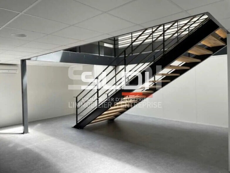 Bureau dans Villeurbanne à louer - Photo intérieure – Image 3 sur 8