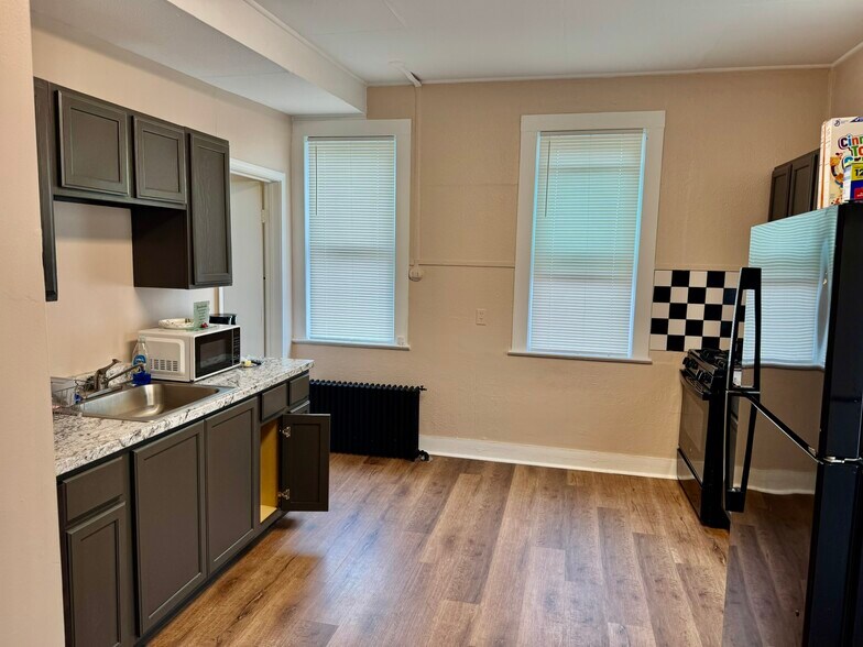 58 Rano St, Buffalo, NY à vendre - Photo de l’immeuble – Image 2 sur 28