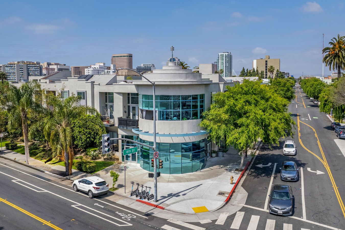 820-834 E 4th St, Long Beach, CA 90802 - Lot D - - Photo intérieure - Image 2 of 18