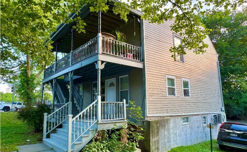 5 Jefferson St Ext, Poughkeepsie, NY à vendre - Photo de l’immeuble – Image 2 sur 17
