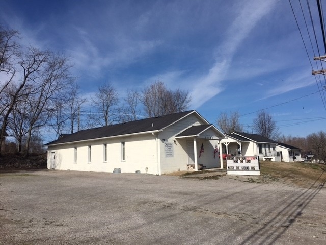 1021 Old Glasgow Rd, Scottsville, KY à vendre Photo de l’immeuble– Image 1 sur 13