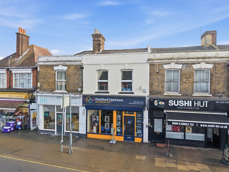 372 High Rd, Woodford Green à vendre - Photo de l’immeuble – Image 2 sur 13