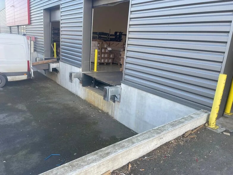 Industriel/Logistique dans Louvres à louer - Photo de l’immeuble – Image 2 sur 7