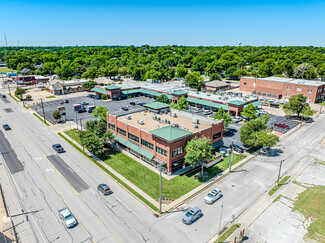 Plus de détails pour 300-318 S Main St, Weatherford, TX - Local commercial à louer