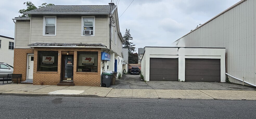 421 5th St, Pelham, NY à louer - Photo de l’immeuble – Image 1 sur 13