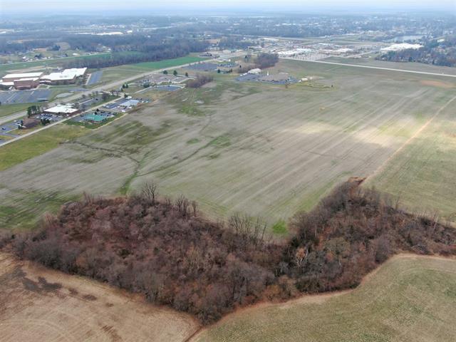 2022 Clearview Drive, Vincennes, IN à vendre - Photo de l’immeuble – Image 2 sur 4