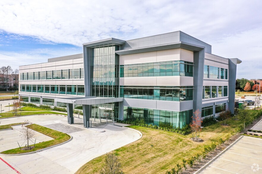 6121 N State Highway 161, Irving, TX à louer - Photo principale – Image 1 sur 10