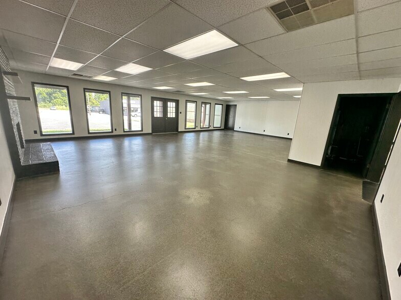 832 Main St, Kannapolis, NC à louer - Photo de l’immeuble – Image 1 sur 11