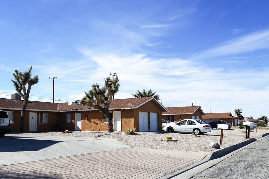 6424 Athol Ave, Twentynine Palms, CA à vendre - Photo de l’immeuble – Image 2 sur 33