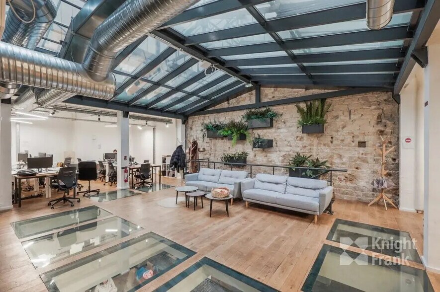 40 Rue De Paradis, Paris à louer - Photo de l’immeuble – Image 3 sur 9