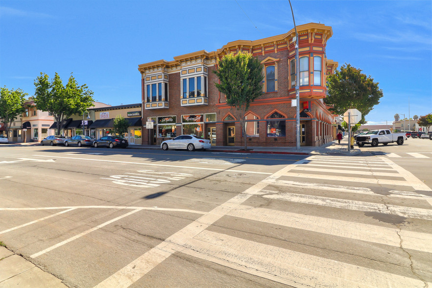 449-455 San Benito St, Hollister, CA à louer - Photo de l’immeuble – Image 2 sur 27