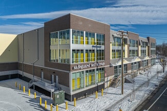 Plus de détails pour 2710 North Ave, Bridgeport, CT - Local commercial à louer
