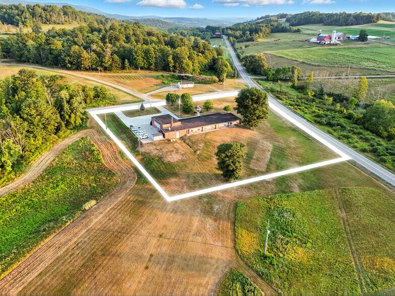 1100 Cowley Rd, Granville Summit, PA à vendre - Photo de l’immeuble – Image 2 sur 51