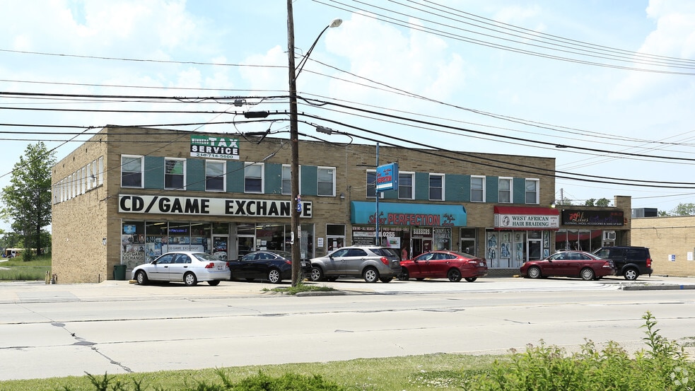 5312-5328 Warrensville Center Rd, Maple Heights, OH à louer - Photo principale – Image 1 sur 2
