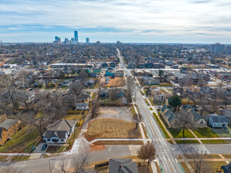 2522 N Shartel Ave, Oklahoma City, OK à vendre - Aérien – Image 2 sur 8