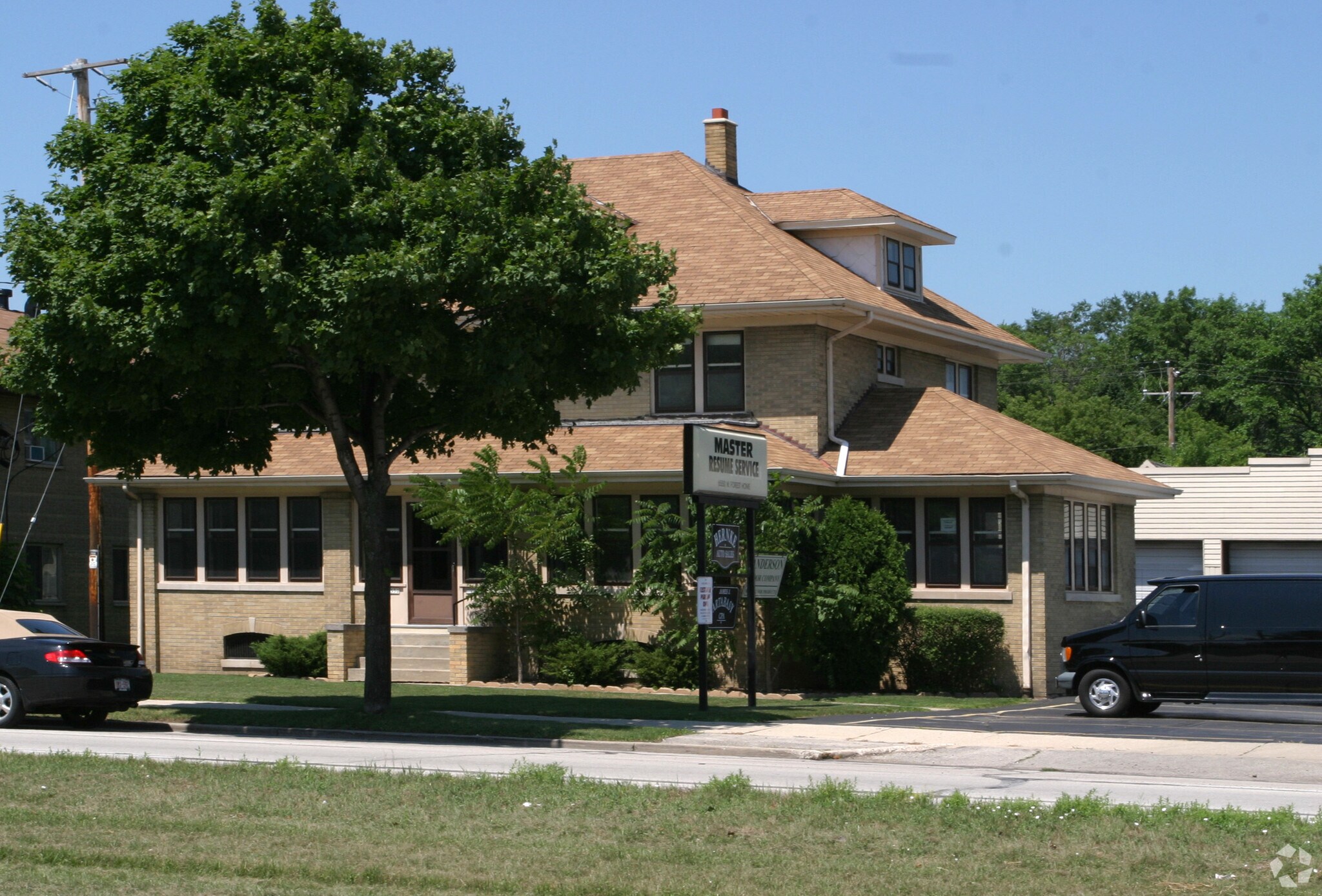 6550 W Forest Home Ave, Milwaukee, WI à louer Photo principale– Image 1 sur 3