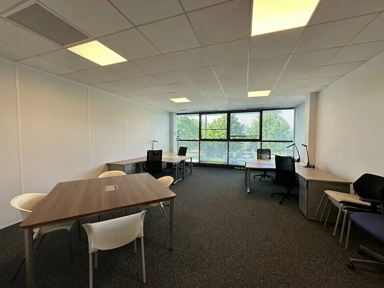 Bureau dans Schiltigheim à louer - Photo de l’immeuble – Image 2 sur 5