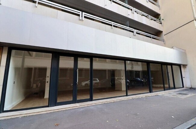 Plus de détails pour 39-47 Rue Du Docteur Blanche, Paris - Bureau à louer