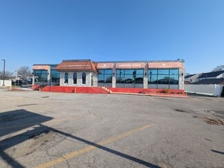 Plus de détails pour 564 Hempstead Tpke, West Hempstead, NY - Local commercial à vendre