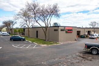 Plus de détails pour 7308 Aspen Ln N, Brooklyn Park, MN - Différents types d’espaces à louer