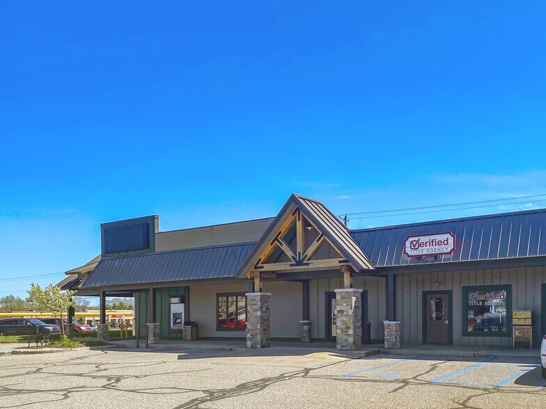 10049 Buchanan Rd, Stanwood, MI à louer - Photo de l’immeuble – Image 2 sur 4