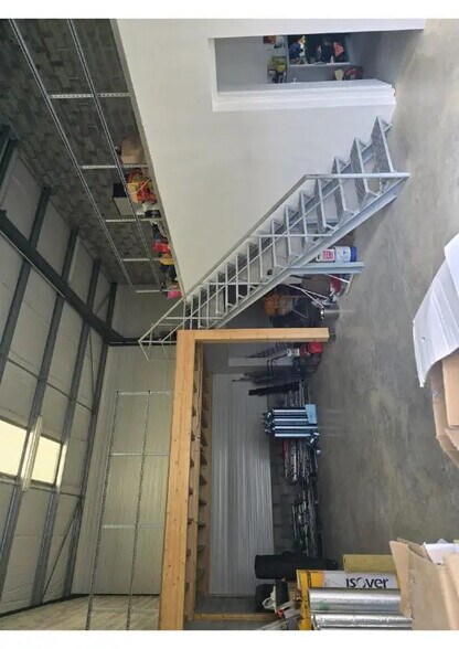 Local d’activités dans Eysines à louer - Photo intérieure – Image 3 sur 4