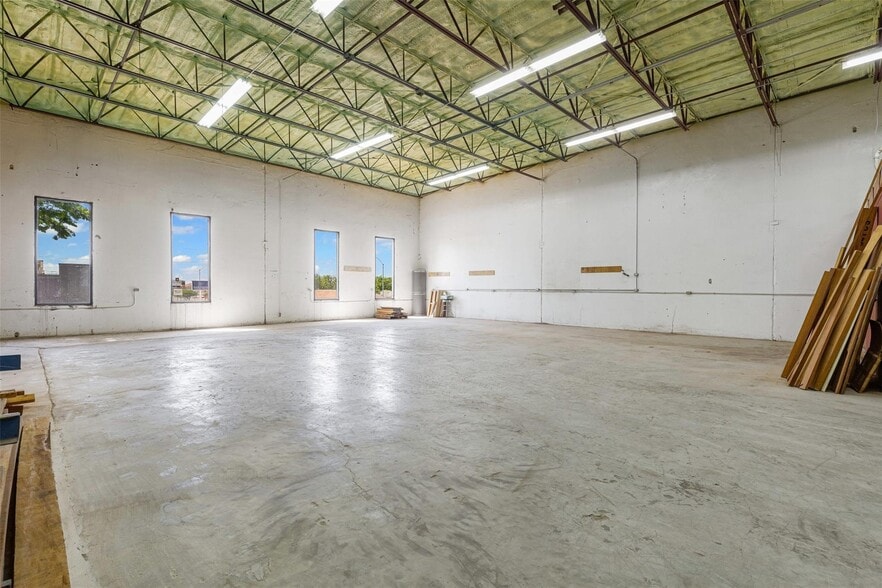 3103 8th Ave, Fort Worth, TX à louer - Photo intérieure – Image 2 sur 13