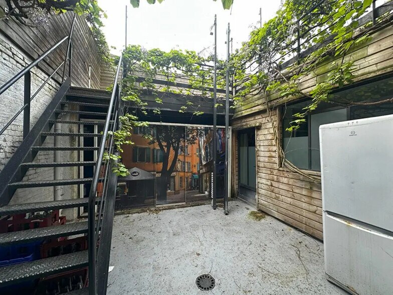 Local commercial dans Le Havre à vendre - Photo de l’immeuble – Image 2 sur 4