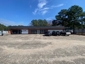 Plus de détails pour 5330 Bragg Blvd, Fayetteville, NC - Local commercial à vendre