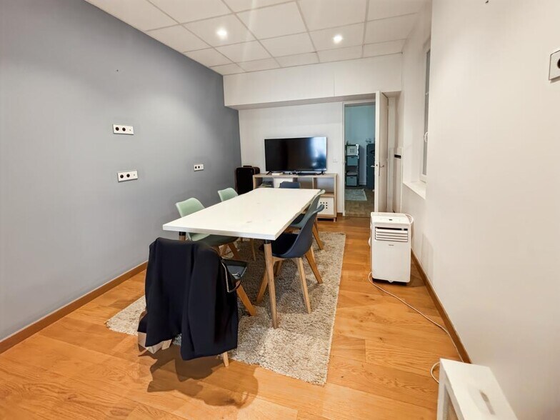 11 Rue Yvon Villarceau, Paris à louer - Photo de l’immeuble – Image 3 sur 8