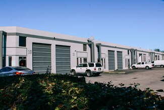 Plus de détails pour 2545 W 80th St, Hialeah, FL - Industriel/Logistique à louer