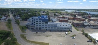 Plus de détails pour 275 Main St, Bathurst, NB - Bureau à louer