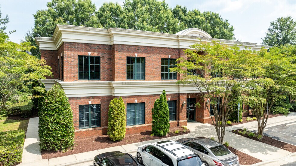 109 Professional Park Dr, Mooresville, NC à louer - Photo de l’immeuble – Image 2 sur 8