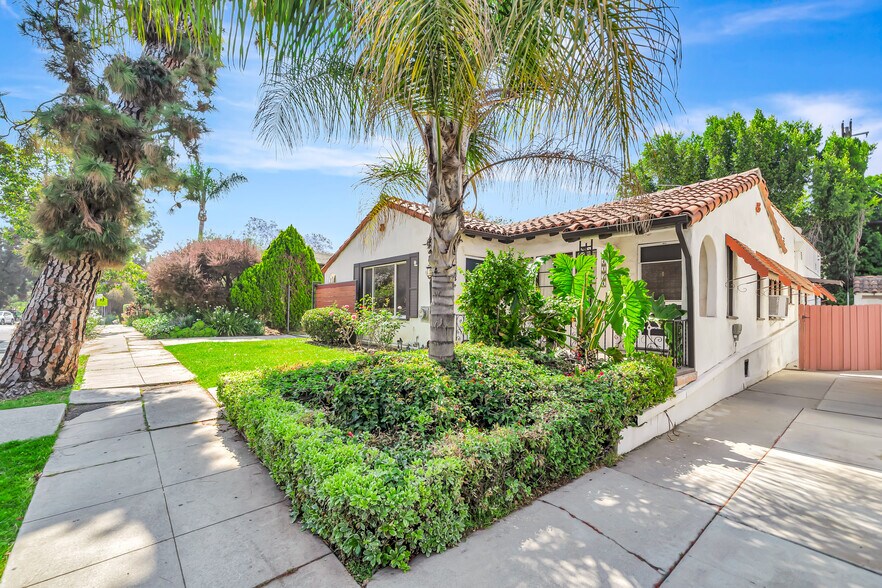 4112 Tracy St, Los Angeles, CA à vendre - Photo de l’immeuble – Image 2 sur 17