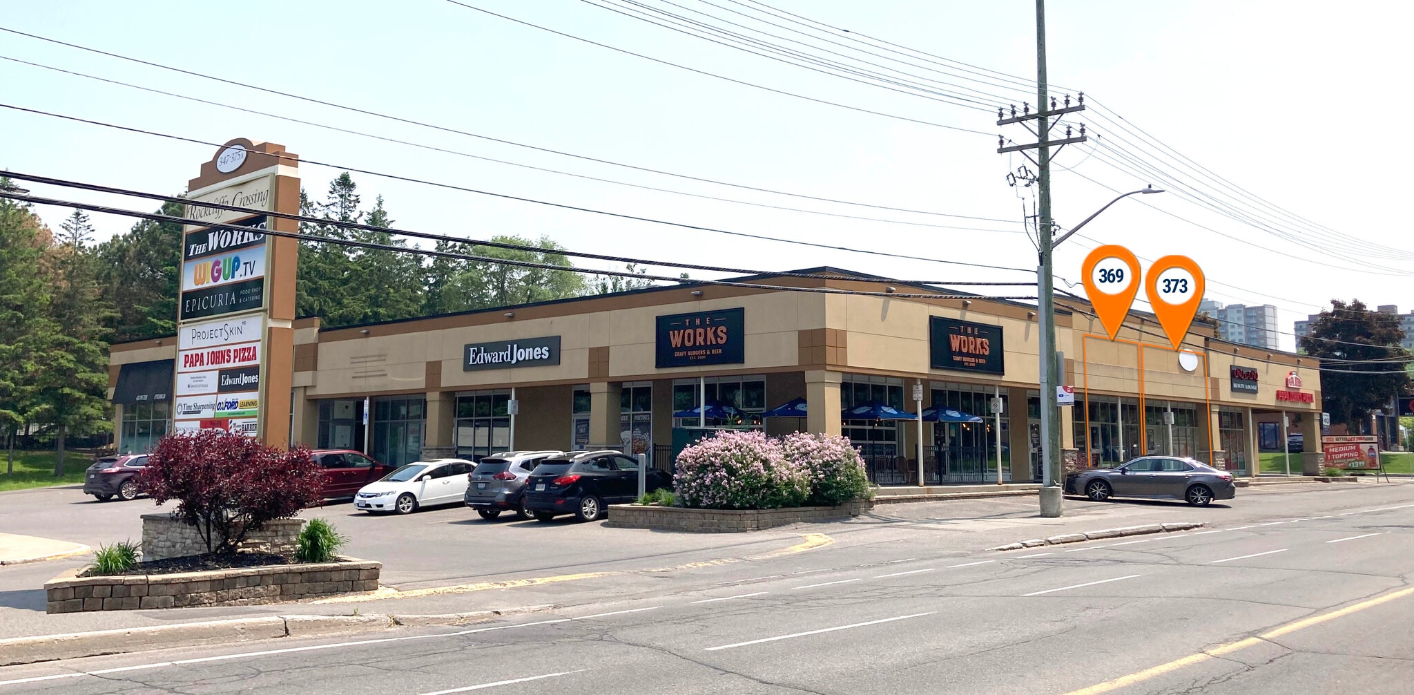 347-375 St. Laurent Blvd, Ottawa, ON à louer Photo de l’immeuble– Image 1 sur 3