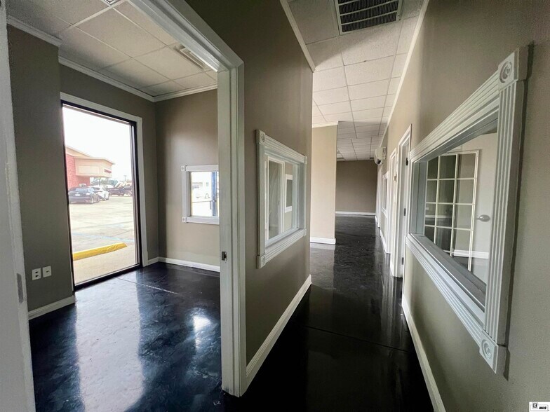 5324 Cypress St, West Monroe, LA à louer - Photo intérieure – Image 3 sur 25