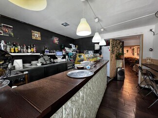 Plus de détails pour Local commercial à louer