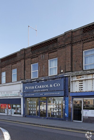 564 North Circular Rd, Londres à louer - Photo de l’immeuble – Image 2 sur 2