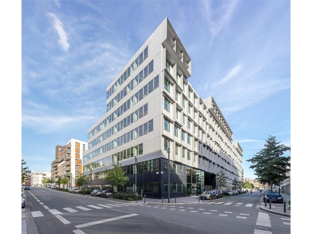 Bureau dans Saint-Ouen-sur-Seine à louer Photo de l’immeuble– Image 1 sur 17