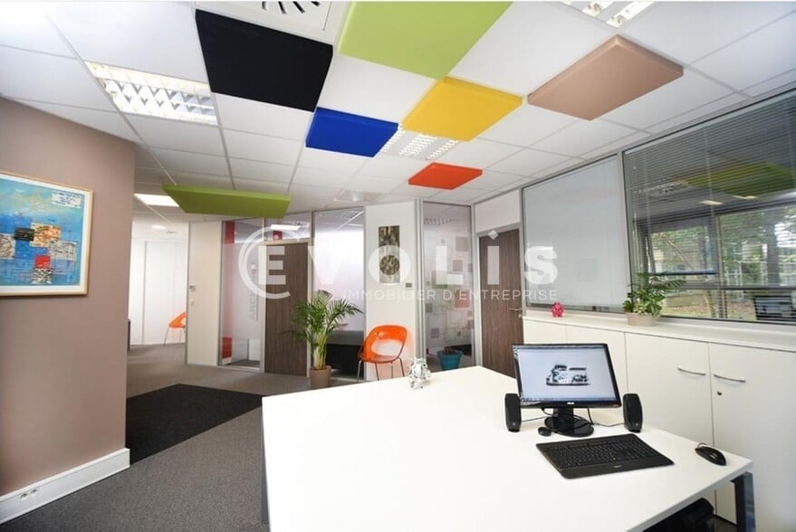 Bureau dans Pessac à vendre - Photo de l’immeuble – Image 2 sur 5