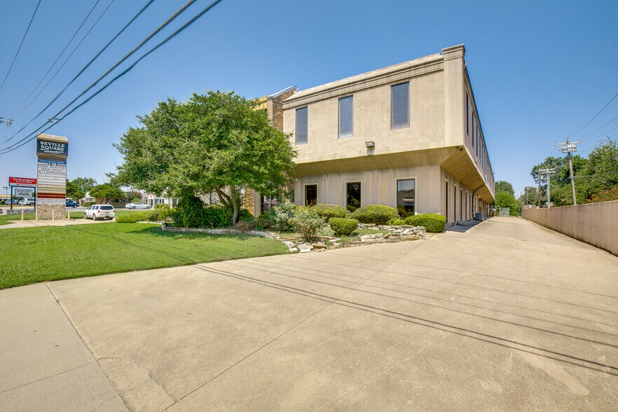 1301 Northwest Hwy, Garland, TX à louer - Photo de l’immeuble – Image 2 sur 31